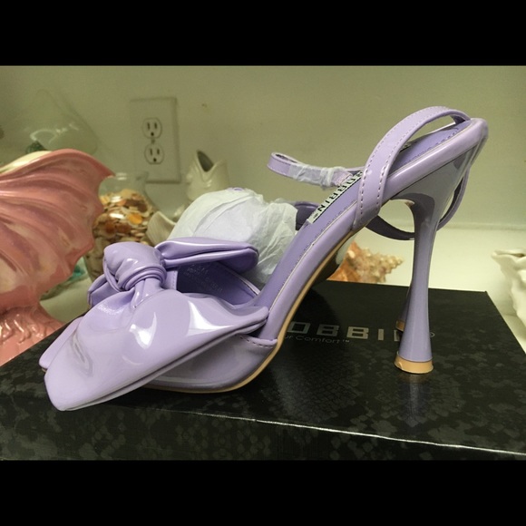 Cape Robbin Bow Heels - Picture 4 of 7